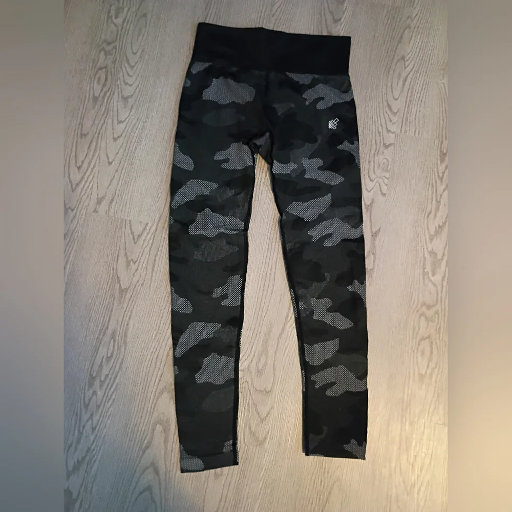 Jed North Black Camo Leggings Size Medium - Picture 1 of 3